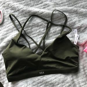 NWOT S Victoria Secret Sport Sport Bra